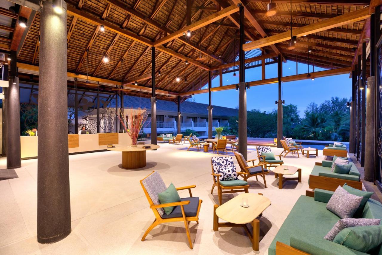 Outrigger Khao Lak Beach Resort - Sha Extra Plus Dış mekan fotoğraf The lobby at the resort
