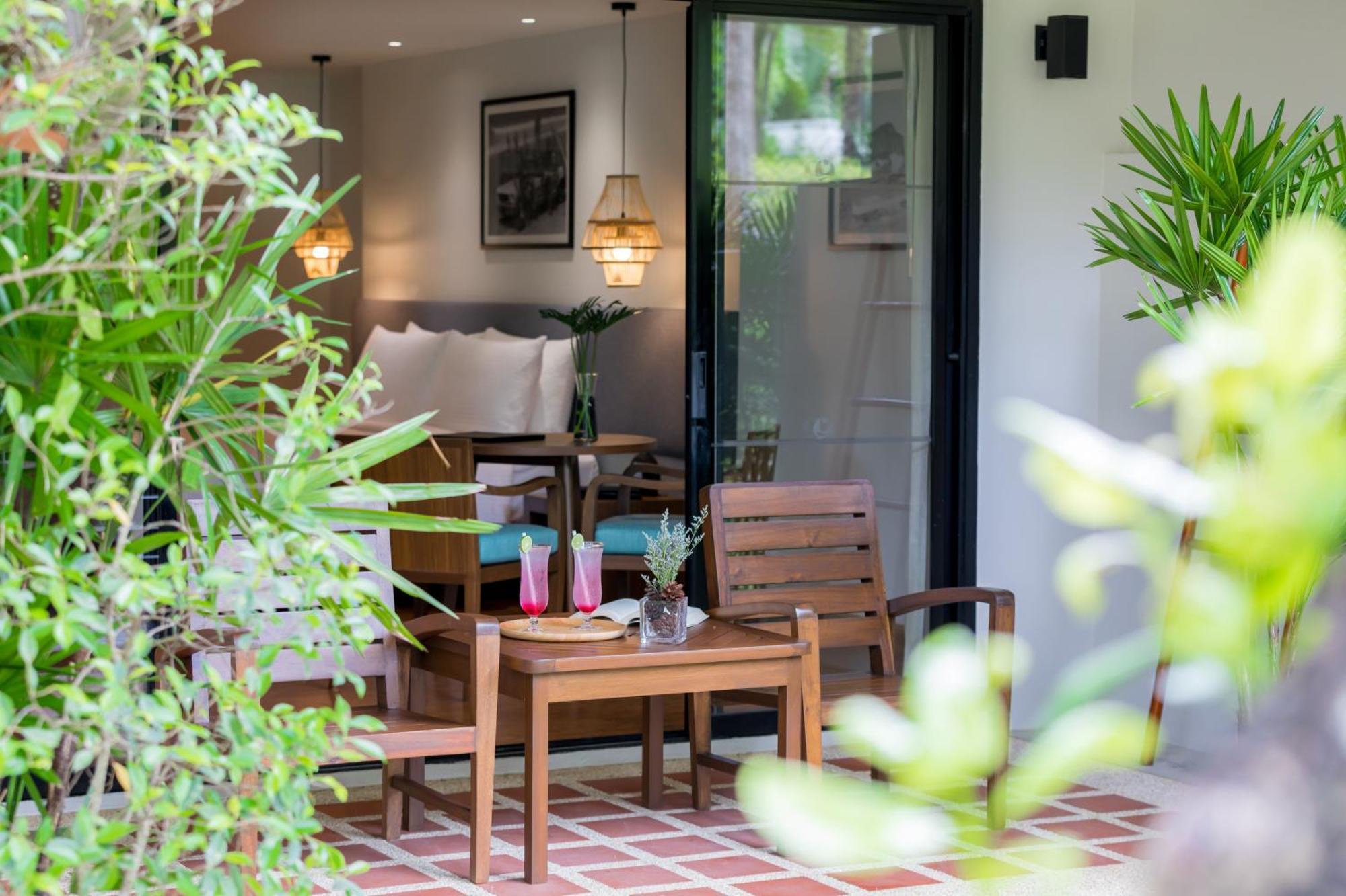 Outrigger Khao Lak Beach Resort - Sha Extra Plus Oda fotoğraf Deluxe Pool Access